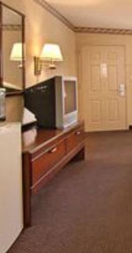 americas best value inn batesville