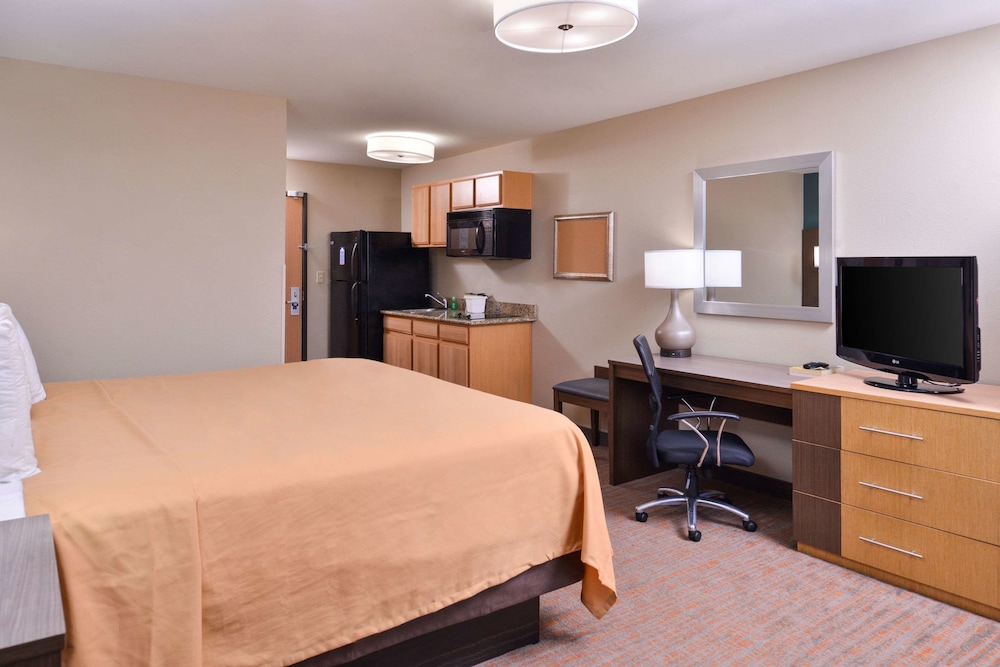 studio 6 lenexa ks overland park