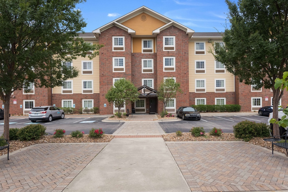 studio 6 lenexa ks overland park