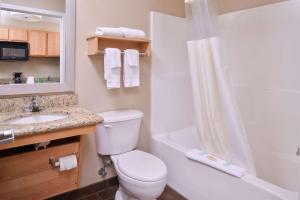 studio 6 lenexa ks overland park