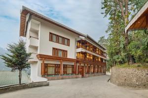 Sterling Gangtok Orange Village Resort,Gangtok>>East Sikkim,4 star