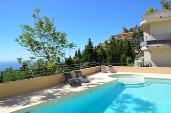 la perle deze appart hotel