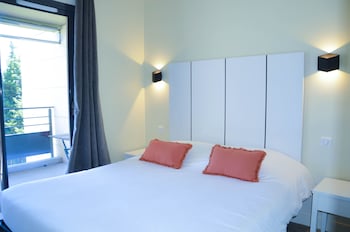 la perle deze appart hotel