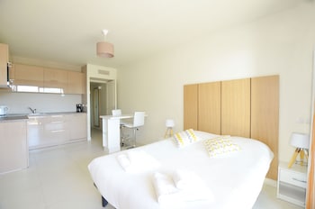 la perle deze appart hotel