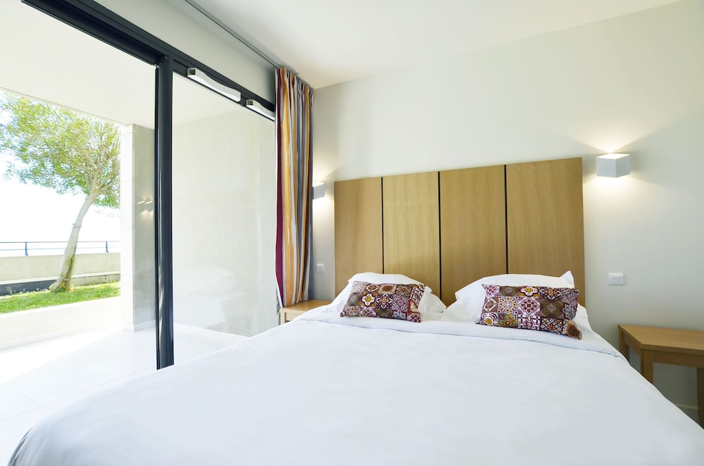 la perle deze appart hotel