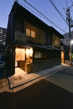 rinn premium machiya townhouse koki west