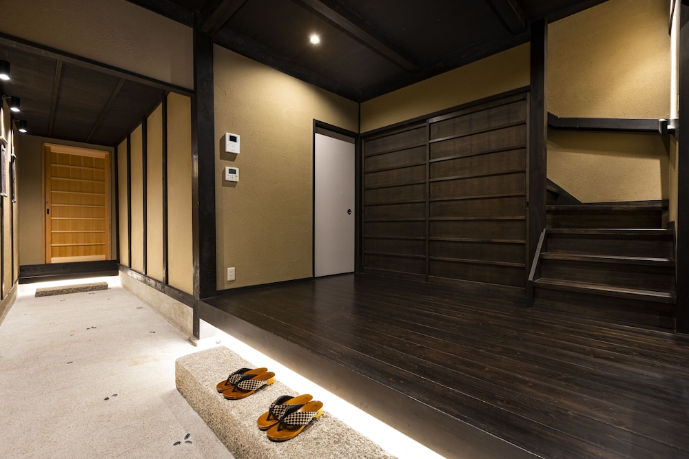 rinn premium machiya townhouse koki west