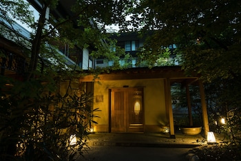 tobira onsen myojinkan