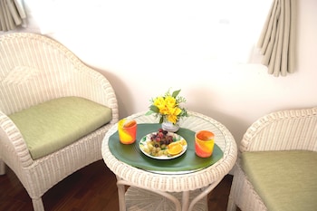 miyakojima white house annex