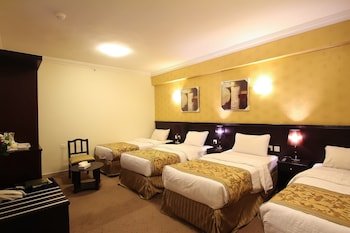 al refa al aziziyah hotel