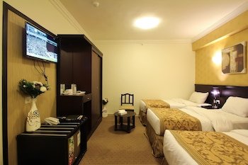 al refa al aziziyah hotel