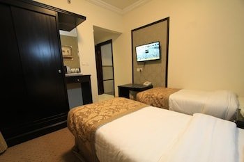 al refa al aziziyah hotel