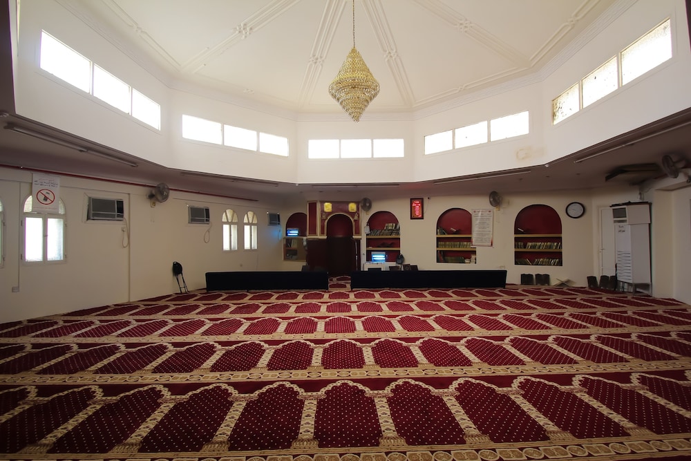 al refa al aziziyah hotel