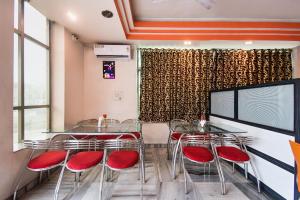 Hotel O New Tulip Santragachi Junction,Howrah>>Kolkata,3 star
