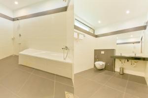 super townhouse edassery blue bells