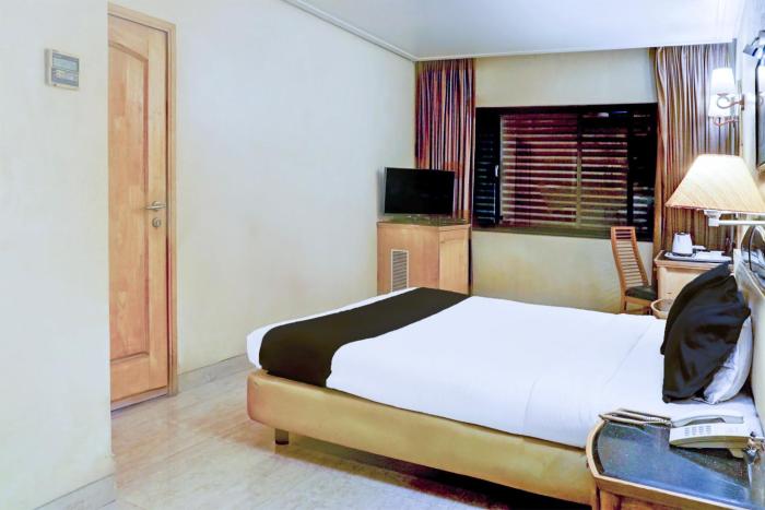 super townhouse oak jm road formerly krishna presidency