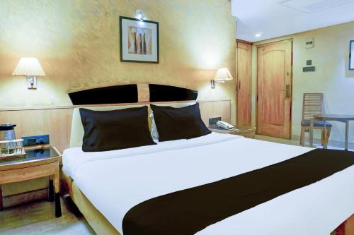 super townhouse oak jm road formerly krishna presidency