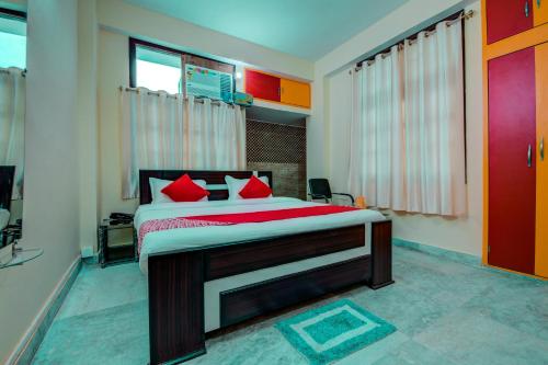 super hotel o rajbanshi nagar
