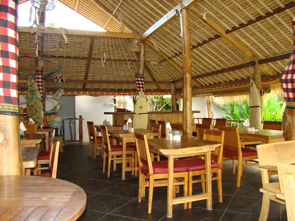 flower bud bungalows