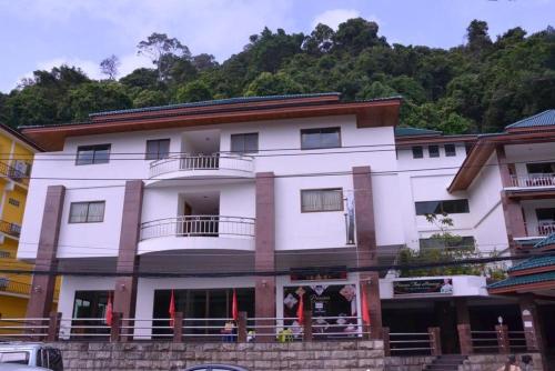 white sand princess hotel