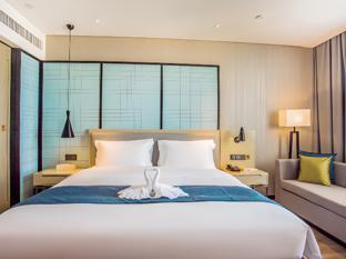 echarm hotel qionghai wanquan river