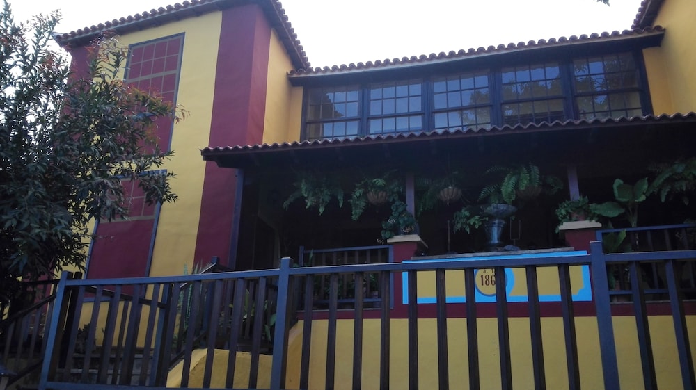 hotel rural la raya 1866