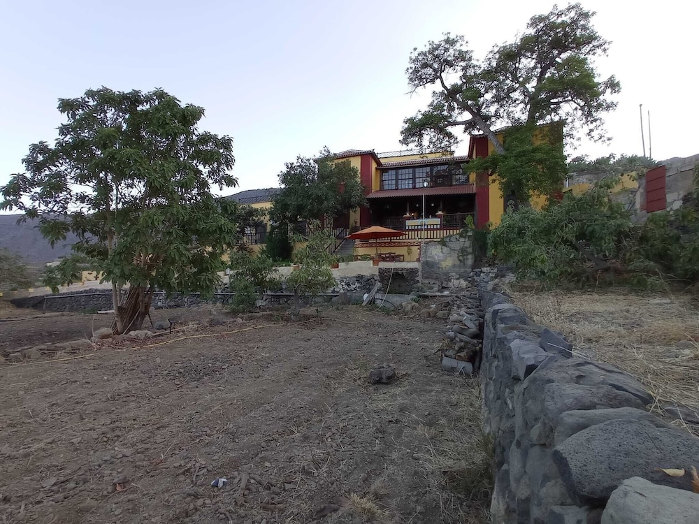 hotel rural la raya 1866