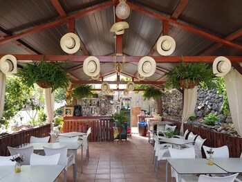 hotel rural la raya 1866