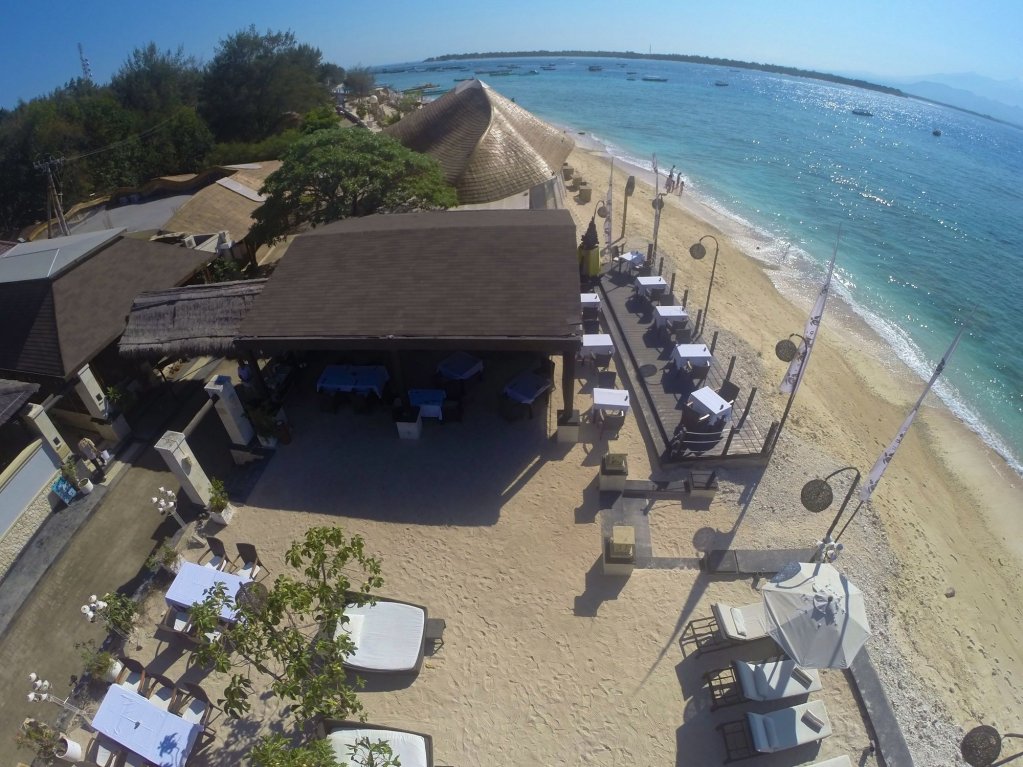 kokomo resort gili trawangan