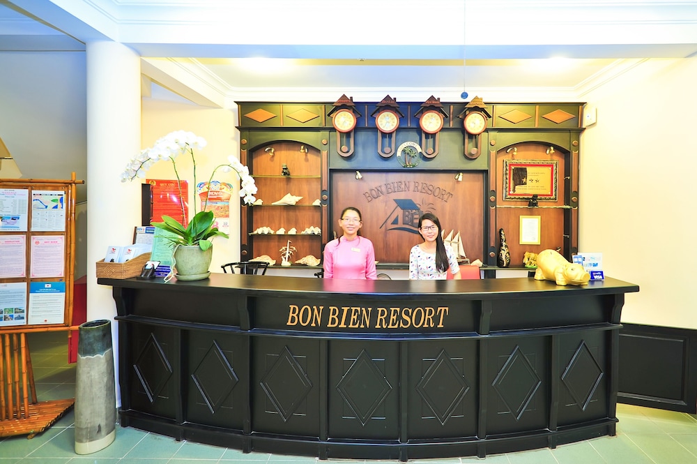 four oceans resort muine