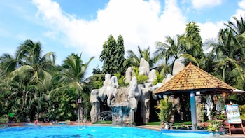 four oceans resort muine