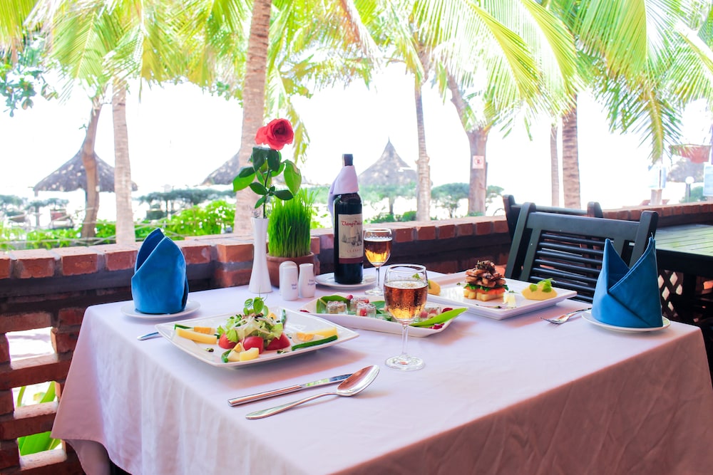 four oceans resort muine