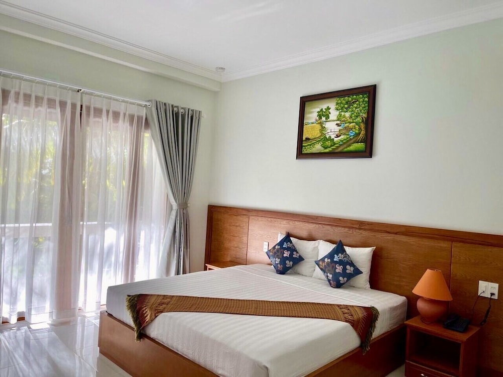 four oceans resort muine