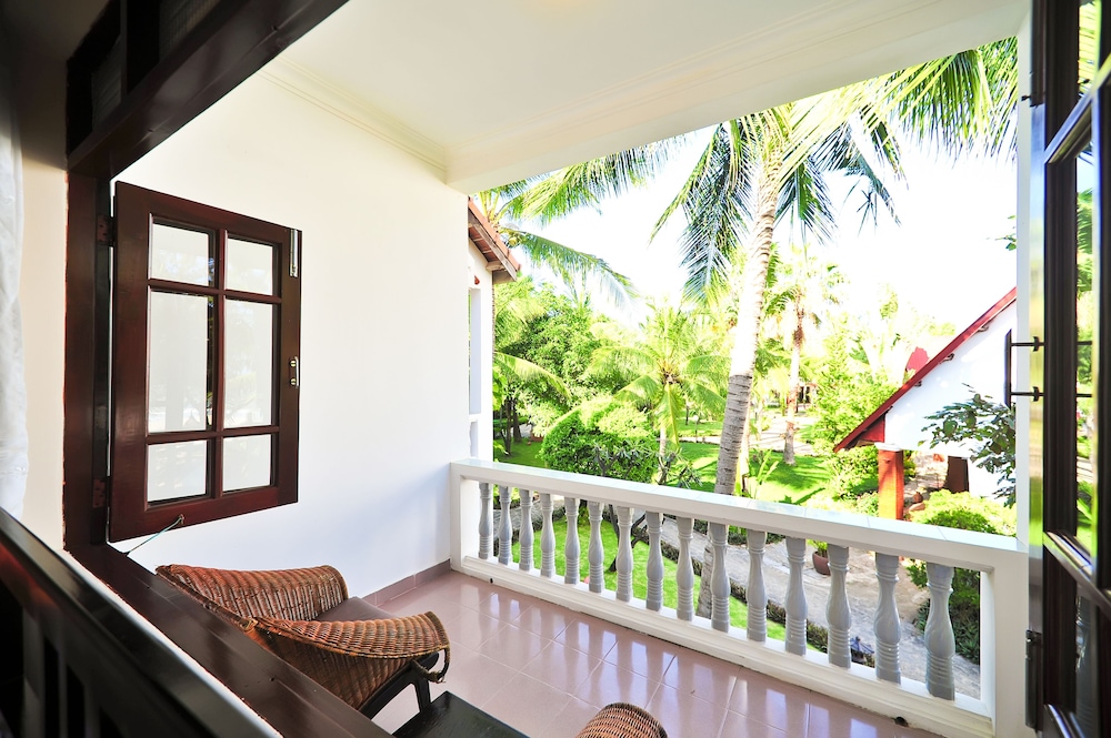 four oceans resort muine