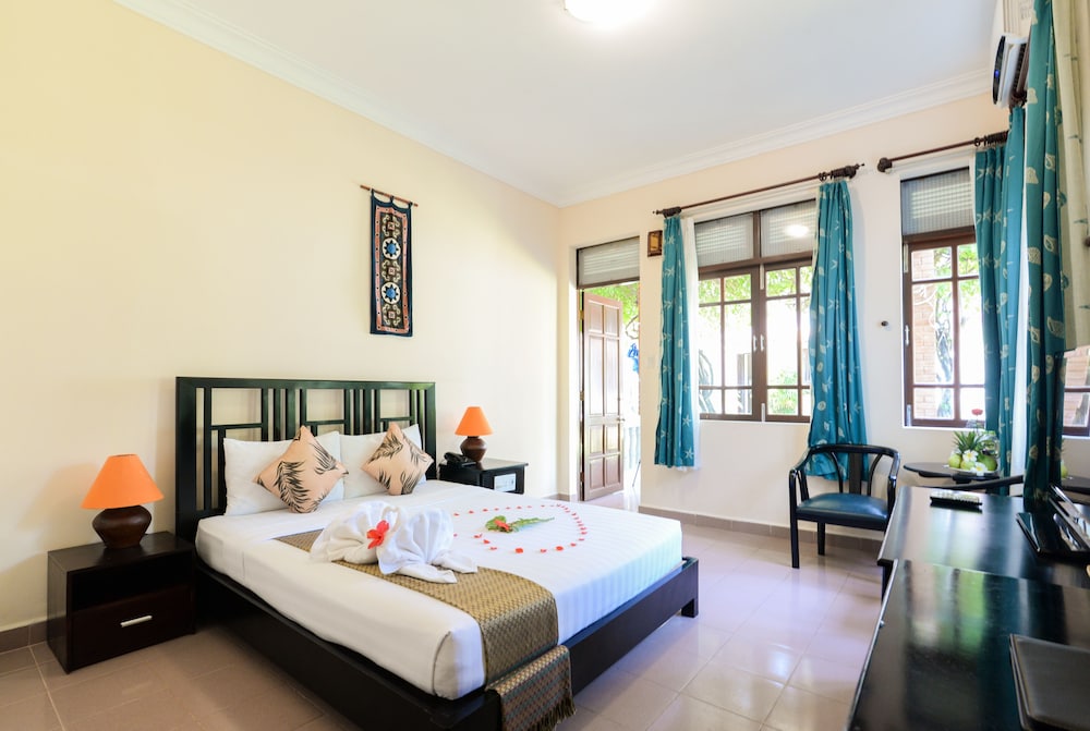 four oceans resort muine