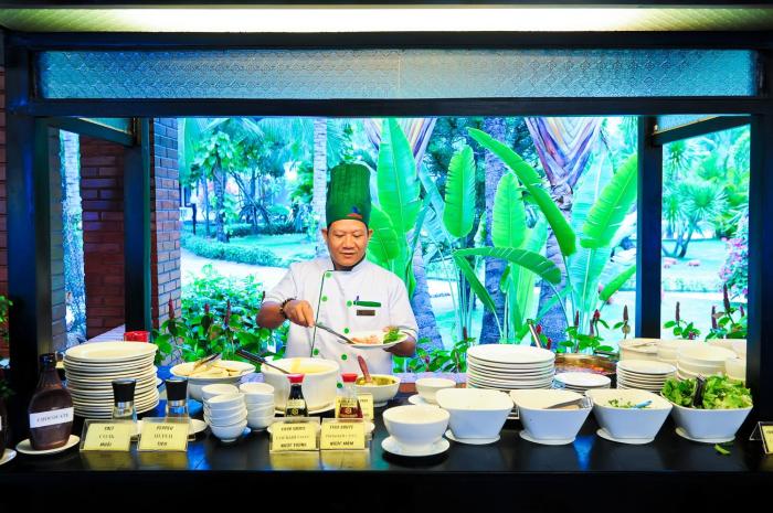 four oceans resort muine