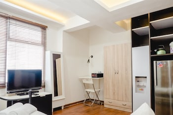 cozy studio room the jarrdin cihampelas