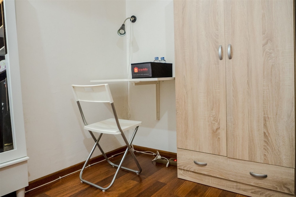 cozy studio room the jarrdin cihampelas