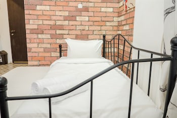 cozy studio room the jarrdin cihampelas