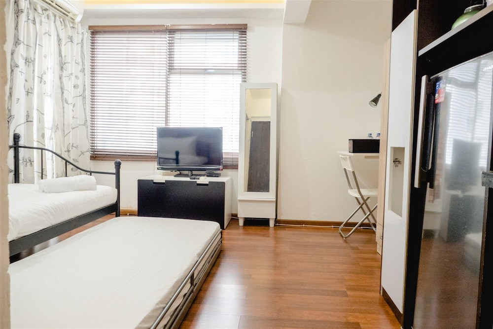 cozy studio room the jarrdin cihampelas