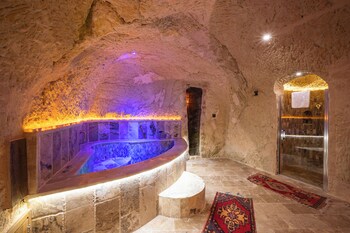 utopia cave cappadocia