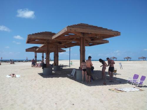 marom hof hacarmel apartments