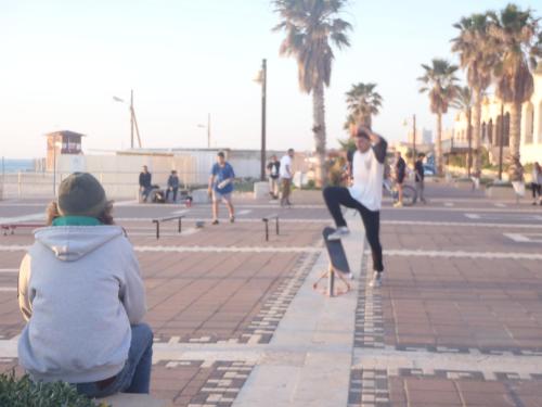 marom hof hacarmel apartments