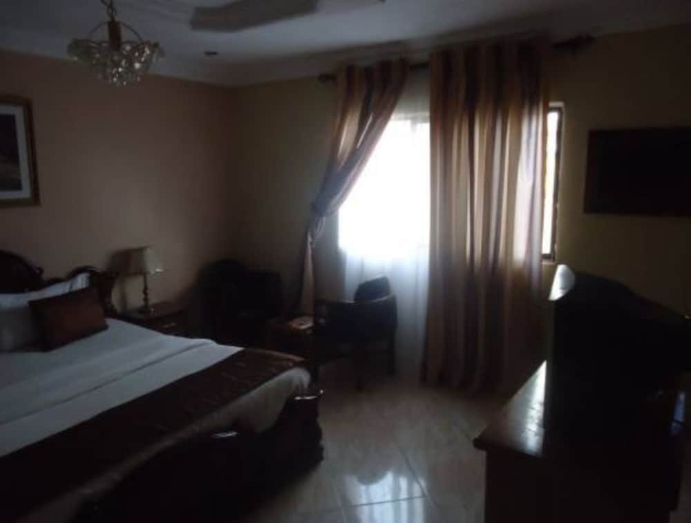 meridian lodge hotels and resorts