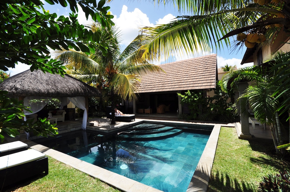 oasis villas