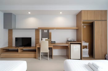 riski residence