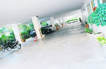 riski residence