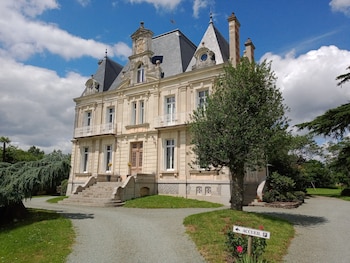 Château Du Breuil,,3 star