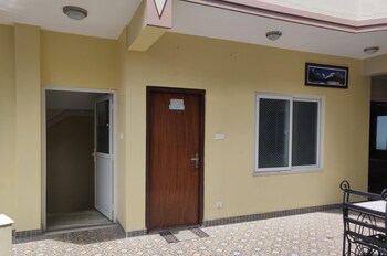 samakhusi deluxe apartment