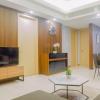 luxurious and spacious 2br apartment at one east residences